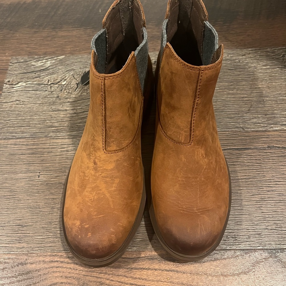 NWT Sorel Emelie™ Il Chelsea Heel; Size 9.5 - Picture 7 of 9